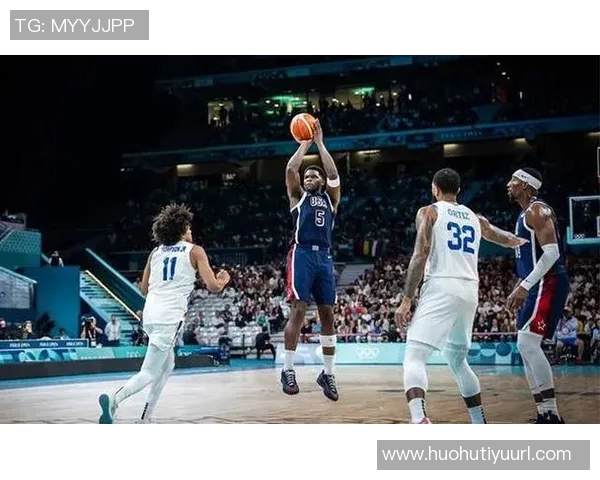 爱德华兹单节狂砍17分全场30分助球队掀起胜利浪潮